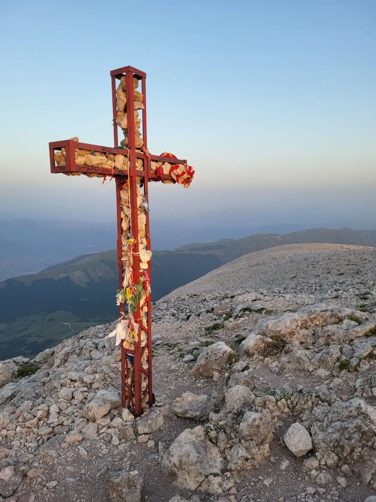 Monte Amaro : La vetta più alta della Maiella - Maiella Escursioni