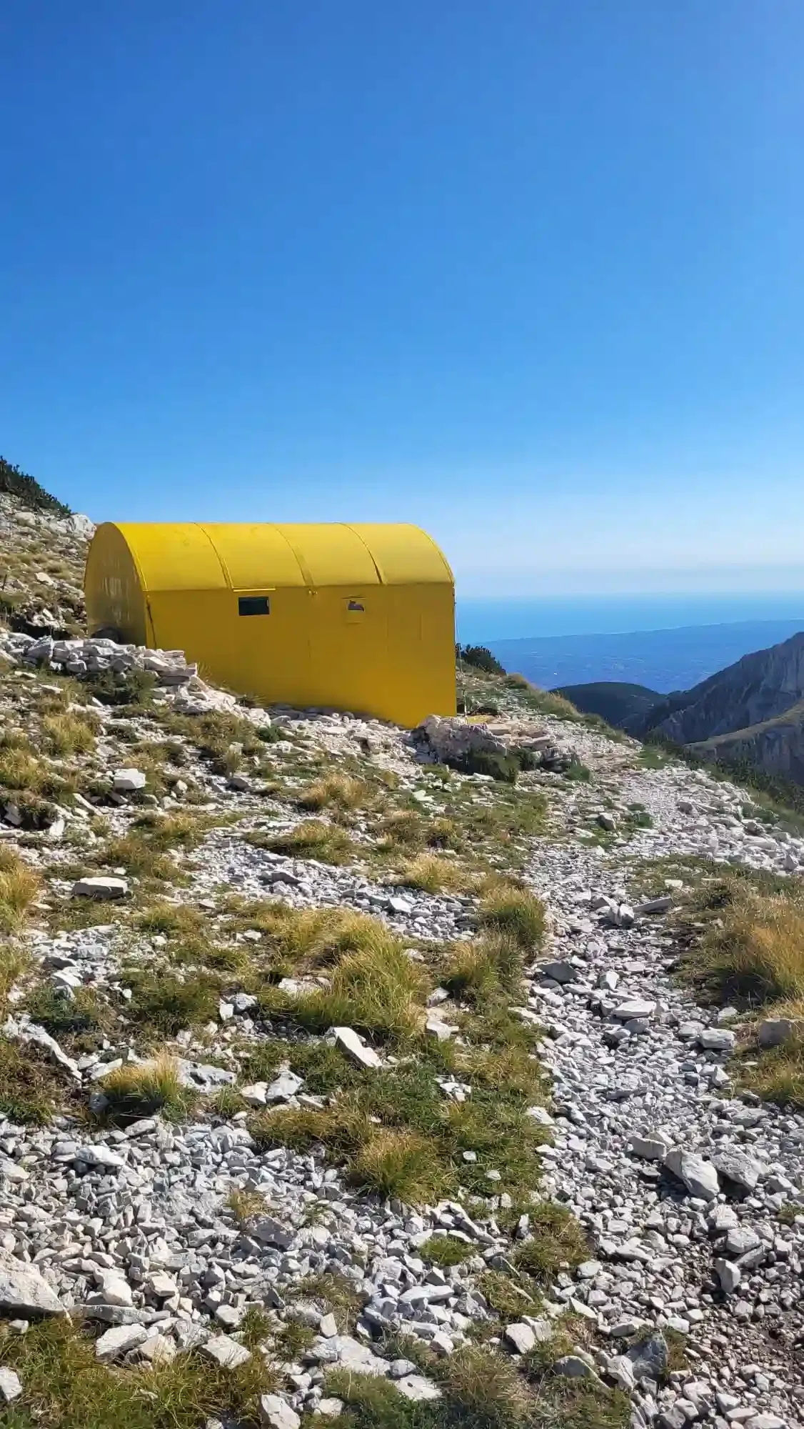 Bivacco Fusco: il rifugio nel cuore selvaggio della Maiella