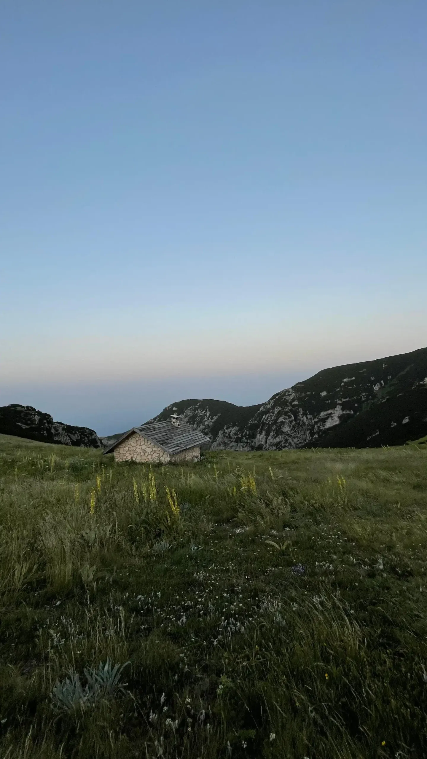 Rifugio Martellese: Un Punto di Sosta Imperdibile nella Maiella per Escursionisti e Amanti della Natura