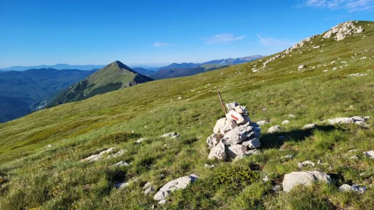 Trekking Abruzzo: Scopri i Sentieri più Affascinanti della Regione